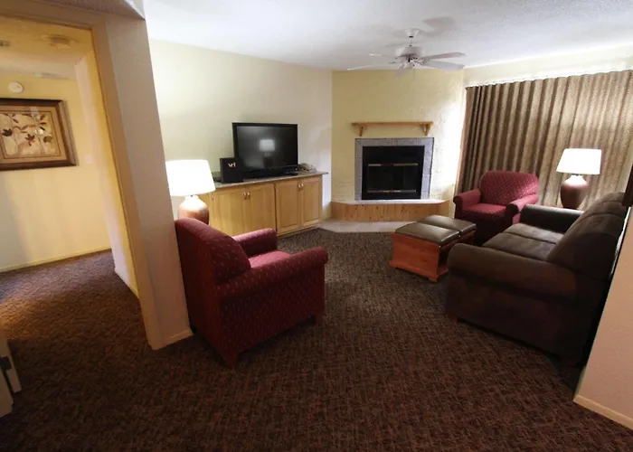 Crown Point Resort